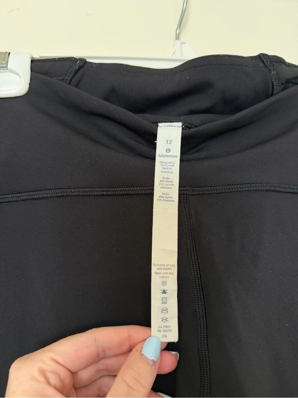 Lululemon Women's Black High-Waist Active Leggings